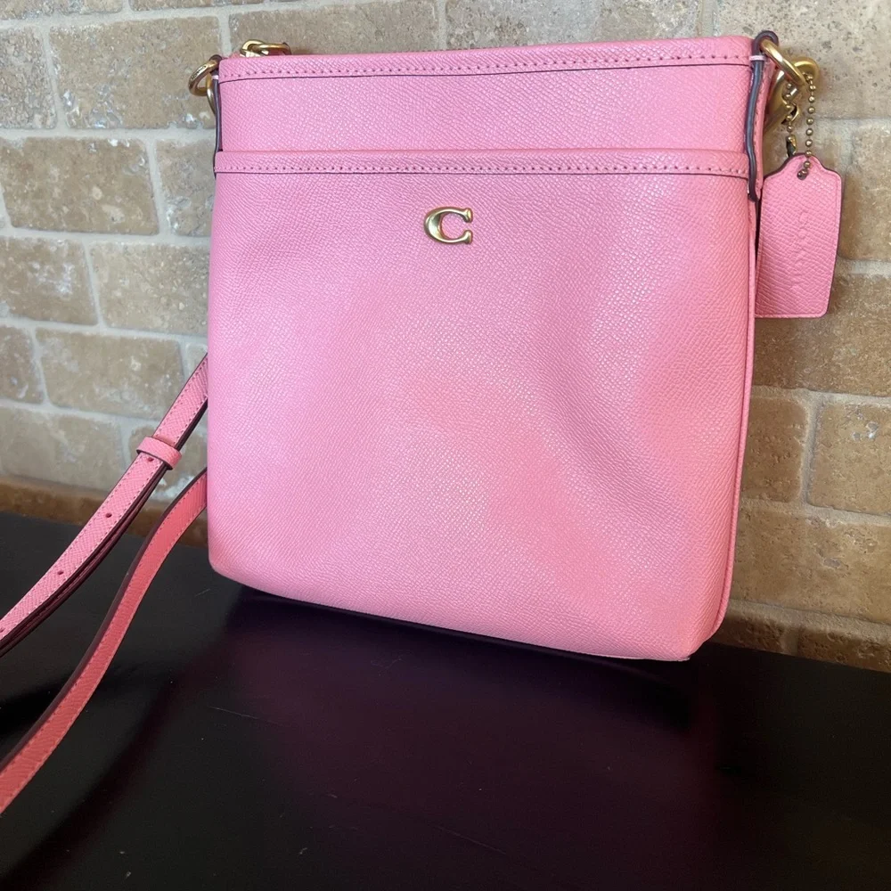 Coach Kitt Messenger Crossbody Bag Purse with Dust Bag